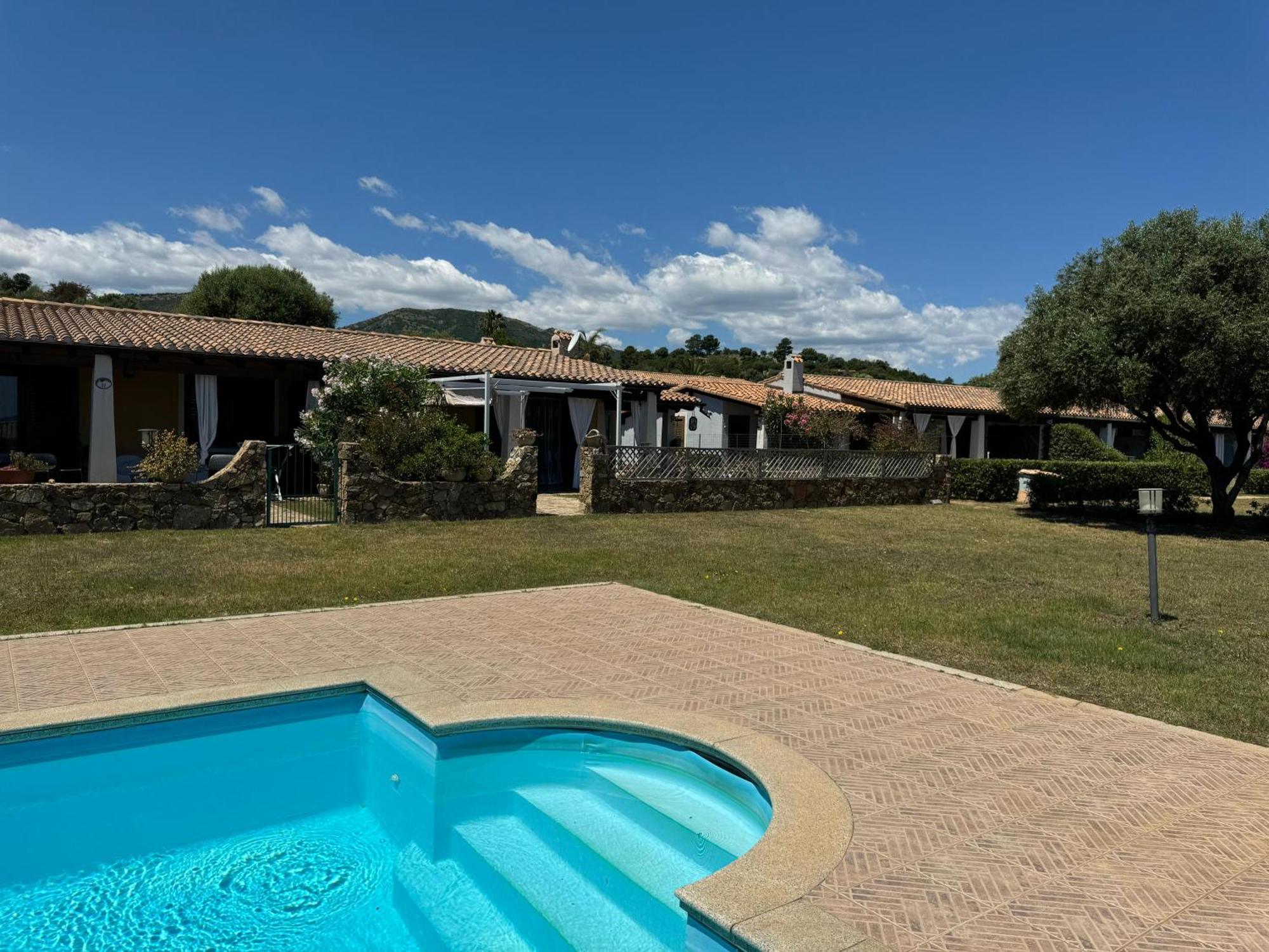 Casa Vacanze Con Piscina E Vista Mare Esclusiva Per Coppie E Famiglie, Relax E Tranquillita Tertenia Luaran gambar